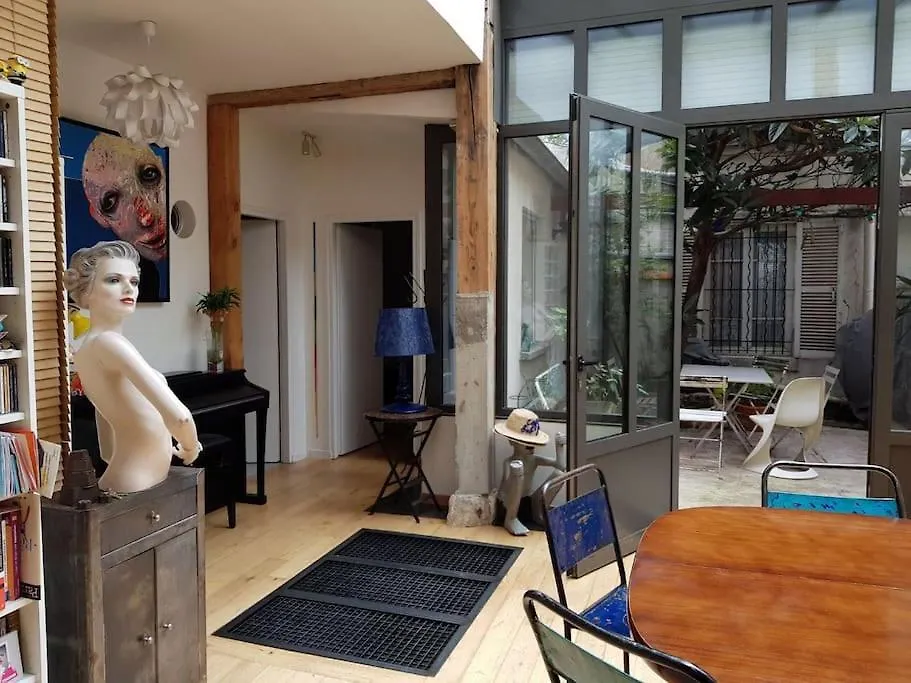 Apartment De Charme Avec Terrasse Privative Paris